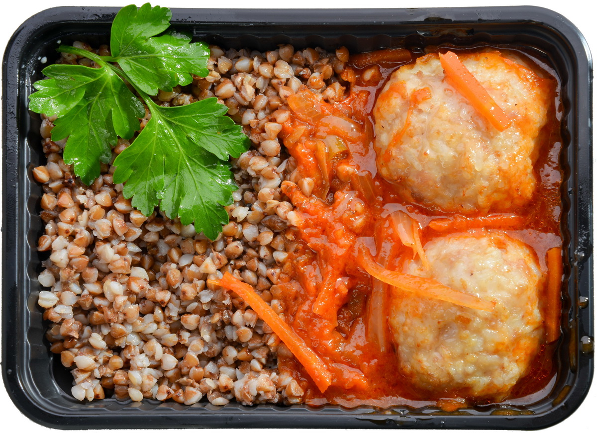 Tefteli-yozhiki-myasnye-v-tomatnom-souse-s-grechkoj